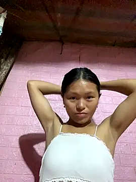 Snapshot of milo_bae chatting on 10/23/25, 01:27 milo bae online show from 10/23/25, 01:27