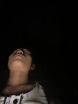 Snapshot of EmLy02 chatting on 10/09/25, 01:42 EmLy02 online show from 10/09/25, 01:42