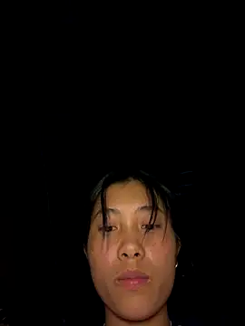 Snapshot of EmLy02 chatting on 10/11/25, 12:04 EmLy02 online show from 10/11/25, 12:04