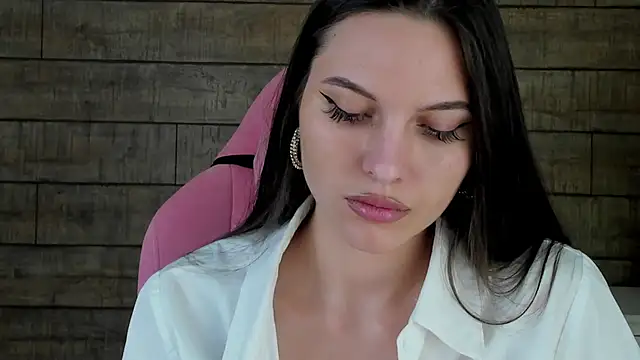 AlisaVersailles online show from 11/13/25, 04:06