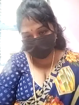 chaitara-reddy online show from 10/28/25, 06:17