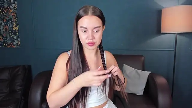 AmeliaRoyale online show from 10/07/25, 03:14