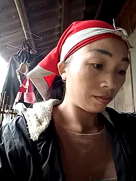 lucybaby00 online show from 11/12/25, 04:13