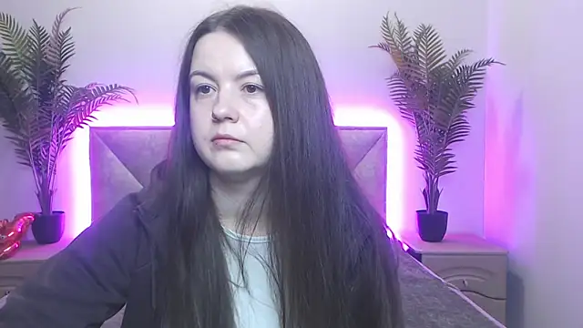 Snapshot of MavkaCute chatting on 10/11/25, 06:06 MavkaCute online show from 10/11/25, 06:06