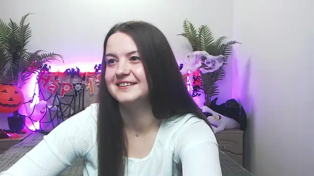 Snapshot of MavkaCute chatting on 10/28/25, 07:16 MavkaCute online show from 10/28/25, 07:16