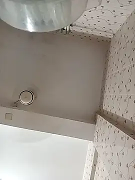 khhlmn online show from 10/19/25, 03:45