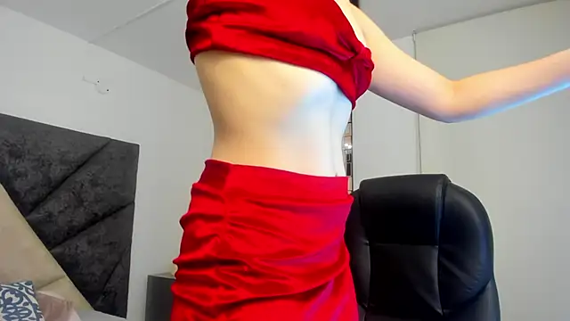 SaraWagner  online show from 10/27/25, 12:15