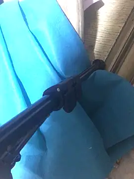 Snapshot of HaltBrand chatting on 10/22/25, 11:04 HaltBrand online show from 10/22/25, 11:04