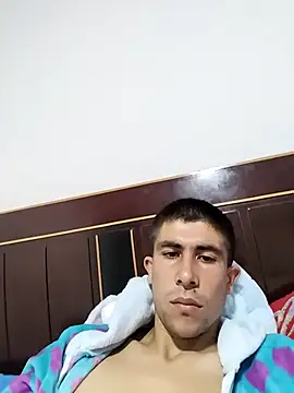 Snapshot of avatar3120 chatting on 10/02/25, 12:23 avatar3120 online show from 10/02/25, 12:23