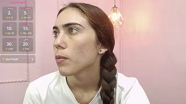 danna7cute online show from 10/17/25, 08:55