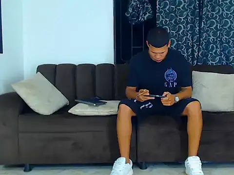 jefferson exotic21 online show from 11/26/25, 04:57