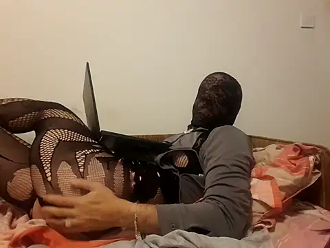 Snapshot of croatianslut chatting on 10/18/25, 12:28 croatianslut online show from 10/18/25, 12:28