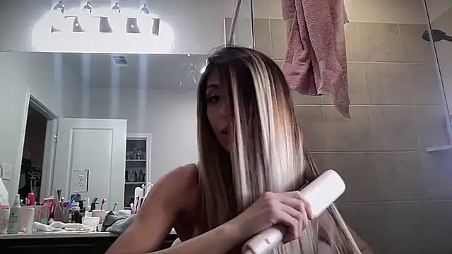 Snapshot of bbgurlnickii chatting on 09/09/25, 06:13 bbgurlnickii online show from 09/09/25, 06:13
