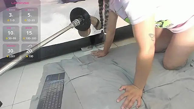 Micki   online show from 10/01/25, 12:00