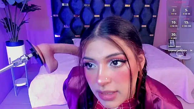 Micki   online show from 11/13/25, 12:15