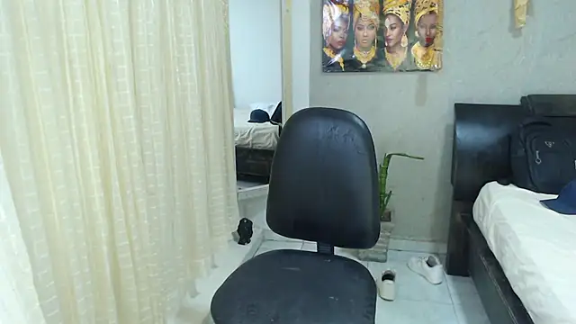 Snapshot of lord_jamess_ chatting on 09/30/25, 02:11 lord jamess online show from 09/30/25, 02:11