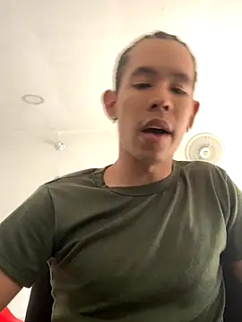 Snapshot of Gekwasban chatting on 11/18/25, 06:45 Gekwasban online show from 11/18/25, 06:45