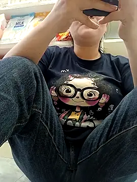  Babyrose  online show from 10/19/25, 11:00