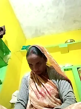 Snapshot of Pinky12A chatting on 10/21/25, 10:54 Pinky12A online show from 10/21/25, 10:54