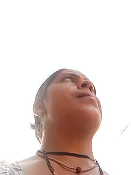 Snapshot of Mohini-xx chatting on 09/26/25, 01:42 Mohini-xx online show from 09/26/25, 01:42