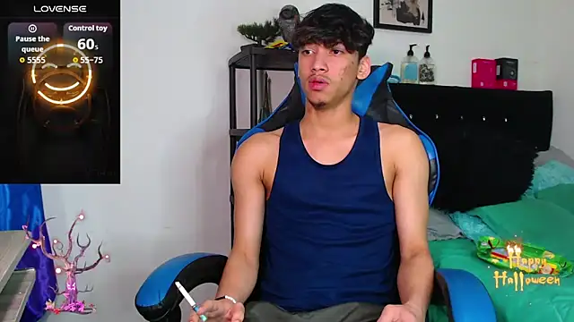 Snapshot of Gael_Jones chatting on 10/31/25, 05:30 Gael Jones online show from 10/31/25, 05:30