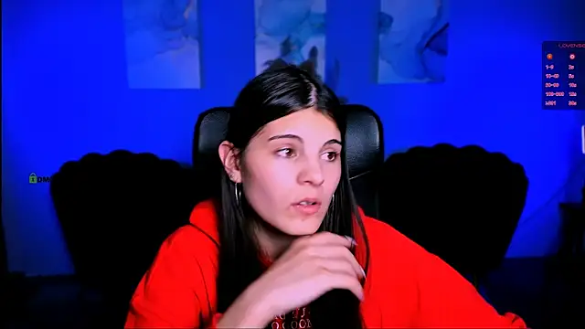 lizzie boom online show from 11/19/25, 08:20