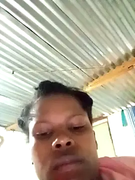 Caramelchick01 online show from 10/15/25, 04:34