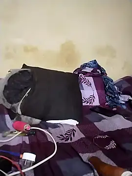 Snapshot of Hotcherryyyy chatting on 11/19/25, 03:34 Hotcherryyyy online show from 11/19/25, 03:34