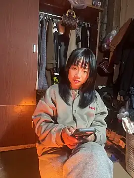 AAANINE22 online show from 10/18/25, 02:07