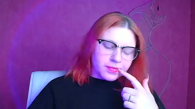 Snapshot of ScarletVixen_ chatting on 10/08/25, 08:50 ScarletVixen online show from 10/08/25, 08:50