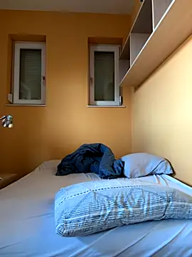 Raveman online show from 10/24/25, 07:38