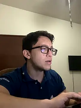 Amauri1147 online show from 12/02/25, 01:00