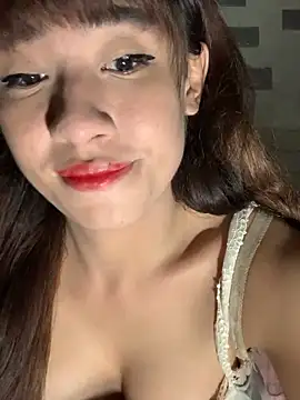 SassyLaurier online show from 10/18/25, 08:31