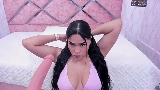 HOT EMIILY  online show from 10/16/25, 11:44