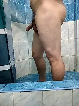 Snapshot of Roy_Miner chatting on 10/23/25, 05:44 Roy Miner online show from 10/23/25, 05:44