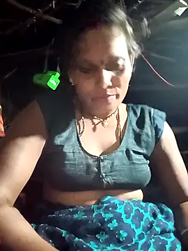 Snapshot of cute_diya_12 chatting on 09/10/25, 02:28 cute diya 12 online show from 09/10/25, 02:28