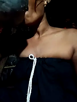 Snapshot of cute_diya_12 chatting on 09/18/25, 04:53 cute diya 12 online show from 09/18/25, 04:53