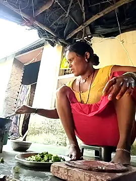 Snapshot of cute_diya_12 chatting on 09/22/25, 04:03 cute diya 12 online show from 09/22/25, 04:03