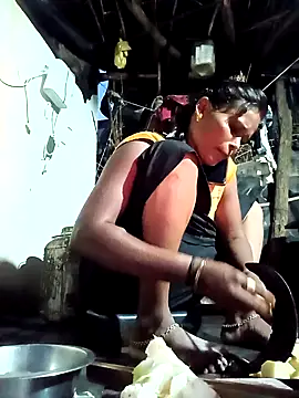 Snapshot of cute_diya_12 chatting on 10/06/25, 01:41 cute diya 12 online show from 10/06/25, 01:41