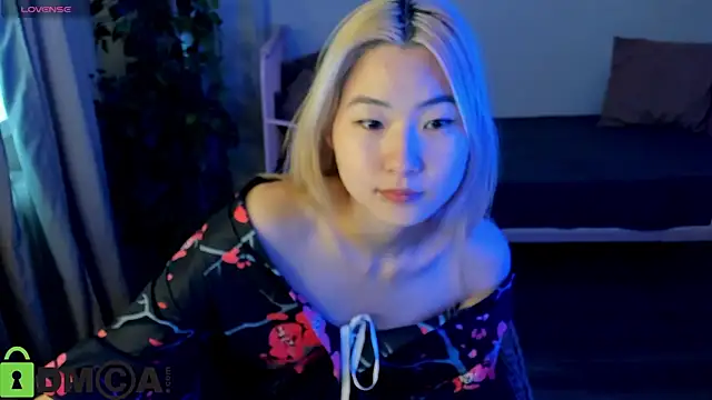 Aisi 18 online show from 10/06/25, 07:17