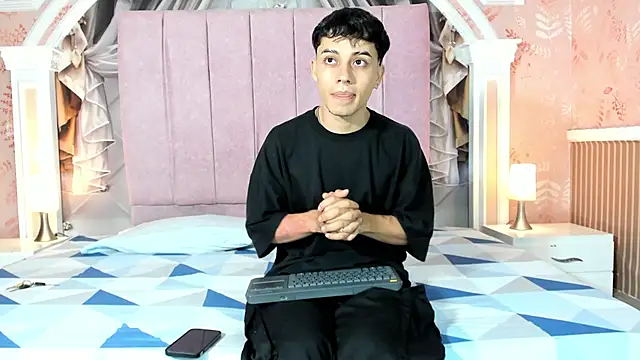 Snapshot of Dani_rivass chatting on 09/25/25, 11:14 Dani rivass online show from 09/25/25, 11:14