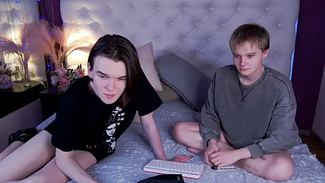  Cheesecake s online show from 10/11/25, 09:57