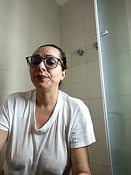 Snapshot of Madame_Angelic_ chatting on 10/24/25, 09:00 Madame Angelic online show from 10/24/25, 09:00