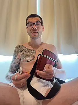 Leonsouzaof online show from 12/01/25, 05:29