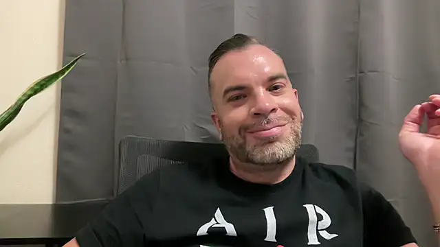 Ty lerDavid online show from 10/11/25, 11:14