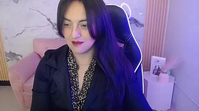 Snapshot of tamara_ch1 chatting on 11/05/25, 02:55 tamara ch1 online show from 11/05/25, 02:55