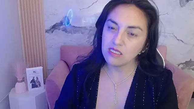 Snapshot of tamara_ch1 chatting on 11/19/25, 03:39 tamara ch1 online show from 11/19/25, 03:39