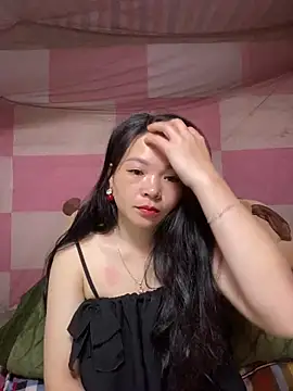 Snapshot of Aminotran chatting on 09/15/25, 02:06 Aminotran online show from 09/15/25, 02:06