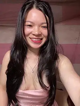 Snapshot of Aminotran chatting on 09/18/25, 02:19 Aminotran online show from 09/18/25, 02:19