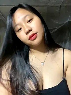 Snapshot of maianhcute chatting on 10/07/25, 01:25 maianhcute online show from 10/07/25, 01:25